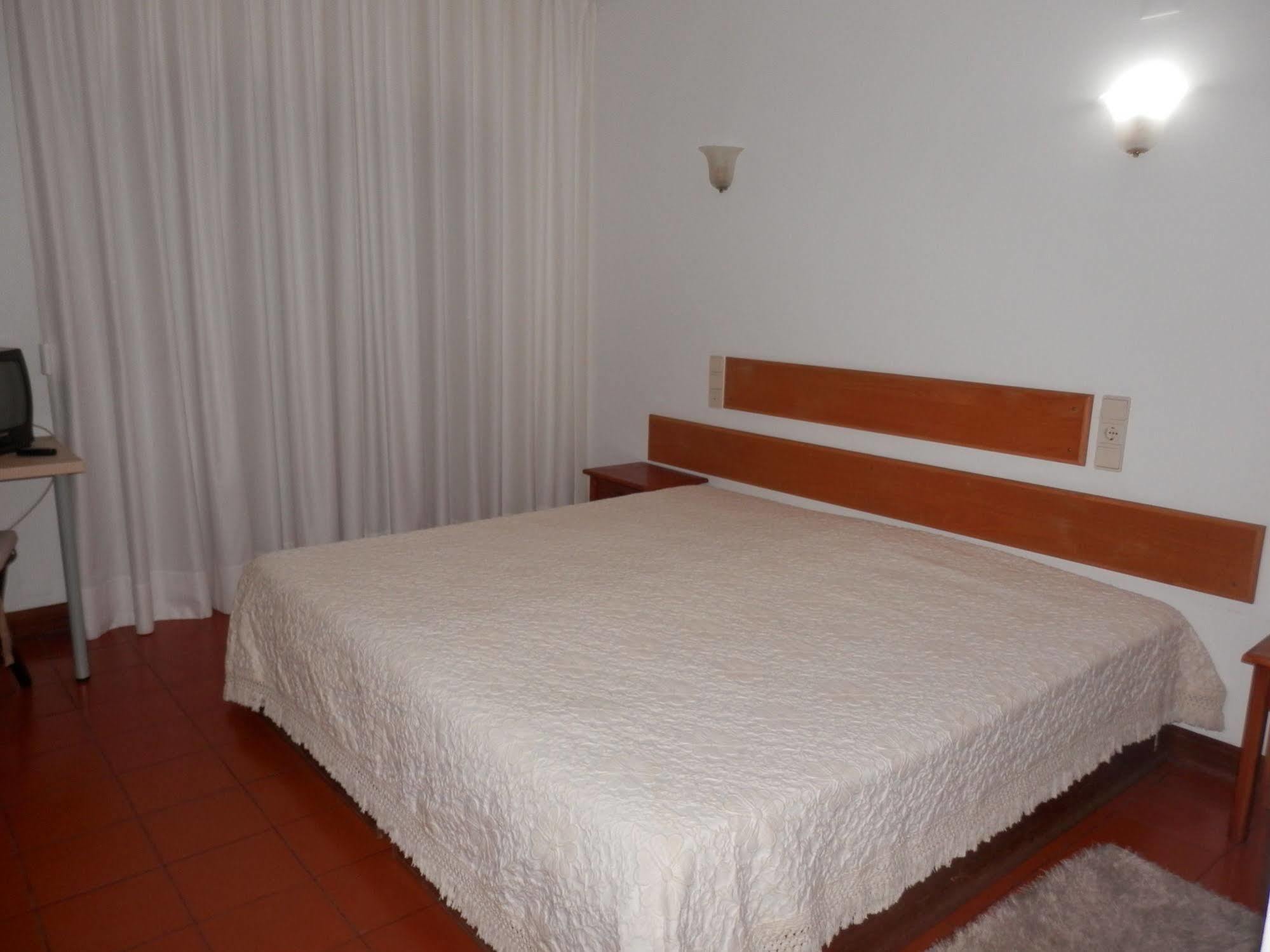 גימראייש Residencial Dos Carvalhais מראה חיצוני תמונה